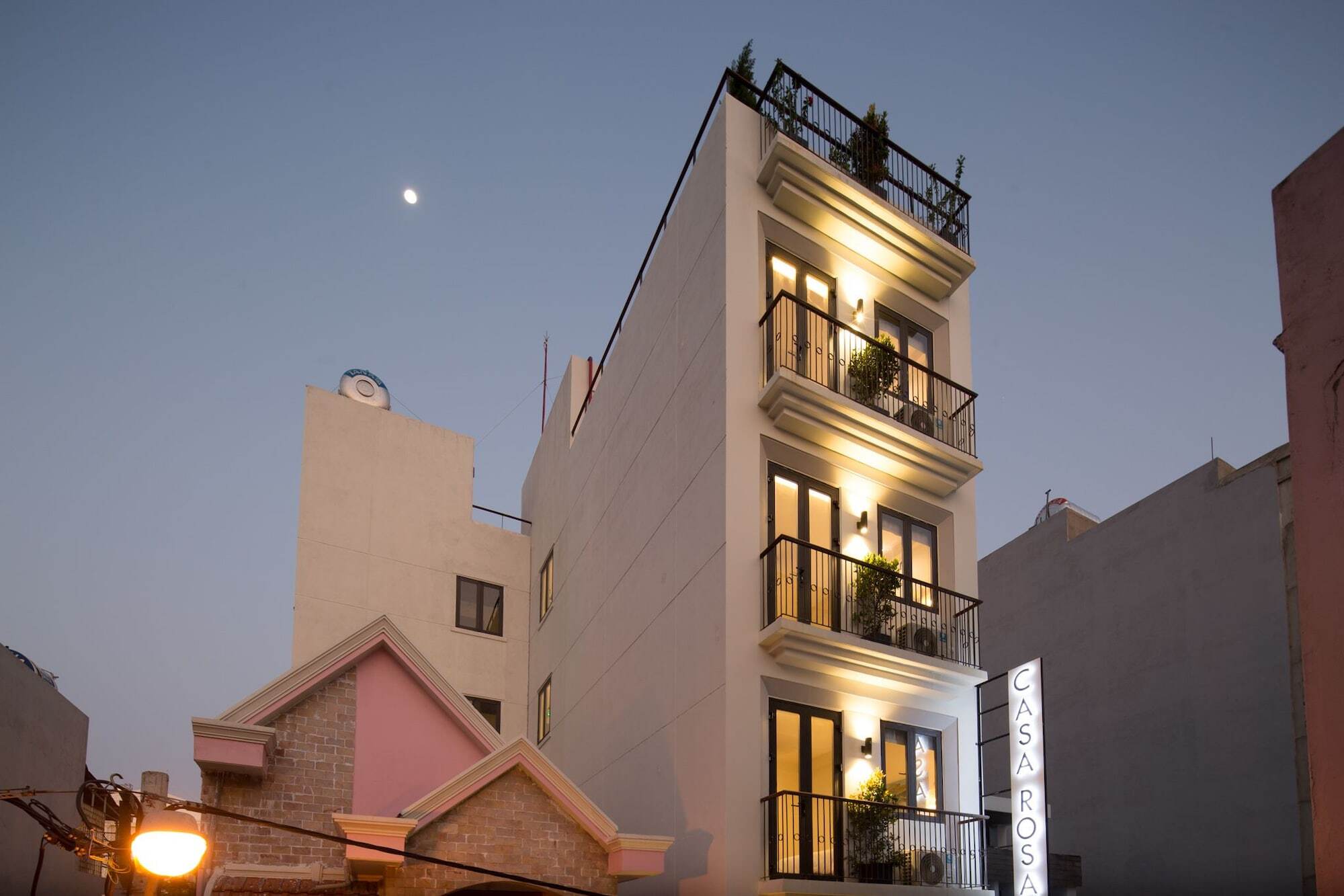 Casa Rosa Apartment Дананг Экстерьер фото